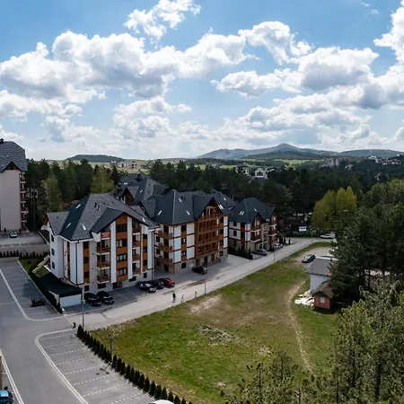 Apartment Idila Lux